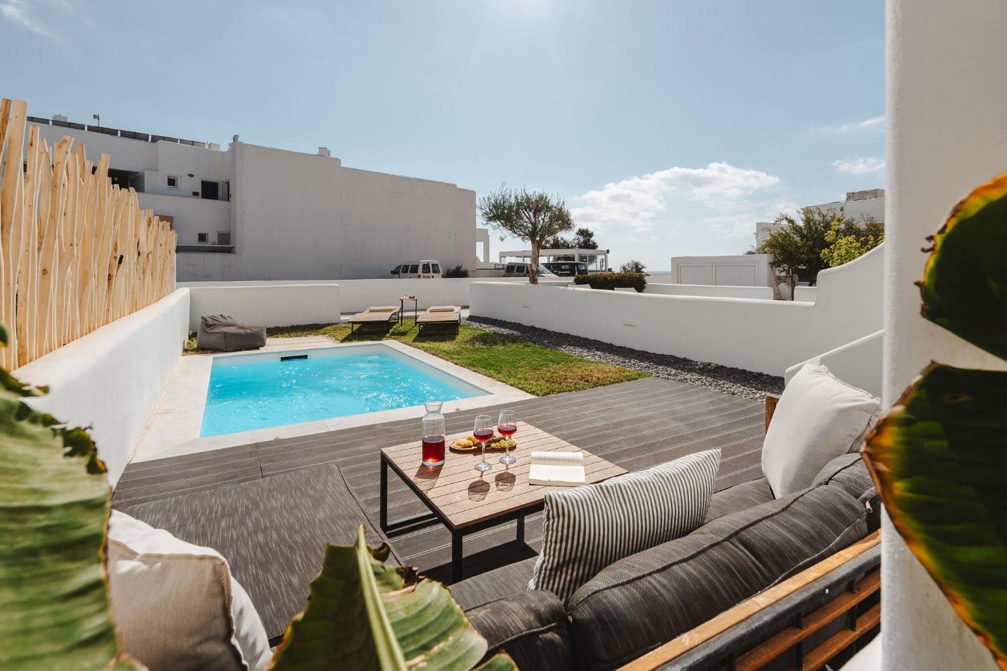Ferienhaus Karla, Beachside Bliss In Agios Prokopios (Naxos)